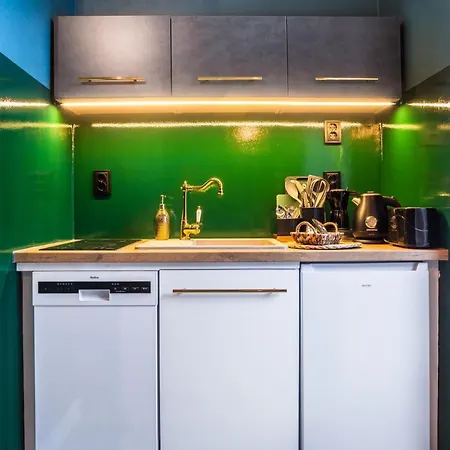 Apartment Beautiful Slowackiego By Renters